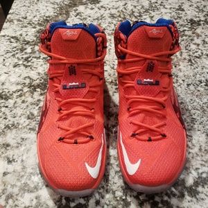 Nike Lebron XII 4th of July Basketball Shoes SZ 11